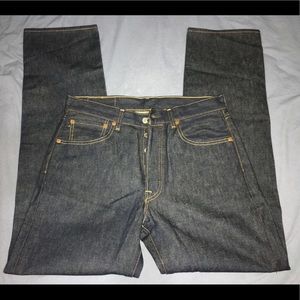 Men’s Levi’s 501 dark blue jeans